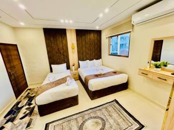 Suite with Mountain View15